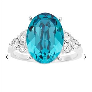 Brilliance Oval turquoise Swarovski Crystal ring